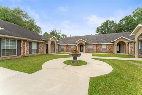 1300 S Range Rd, Hammond, LA, 70403-6324 | Card Image