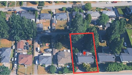 939 Como Lake Ave, Coquitlam, BC, V3J3N2 | Card Image