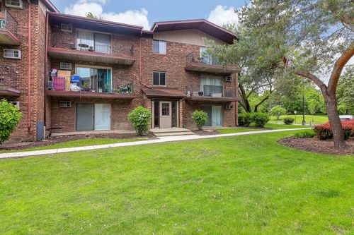 apt-1502-2544 Waterbury Dr, Woodridge, IL, 60517-4252 | Card Image