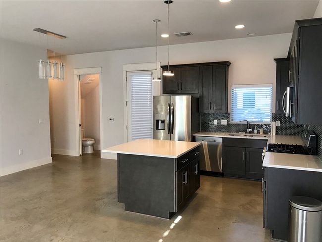A - 904 E 54 Th St, House other with 3 bedrooms, 3 bathrooms and 2 parking in Austin TX | Image 6
