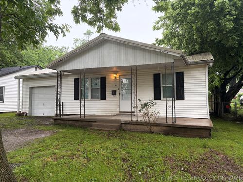 19 Orphan St, Pryor, OK, 74361-4815 | Card Image