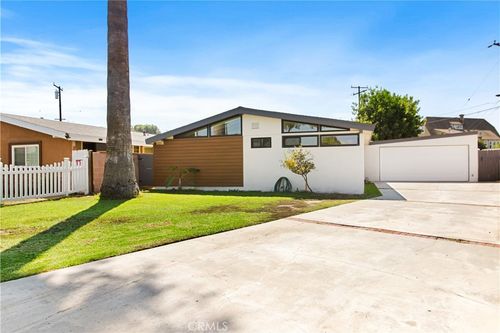 14042 Hawes St, Whittier, CA, 90605-2628 | Card Image