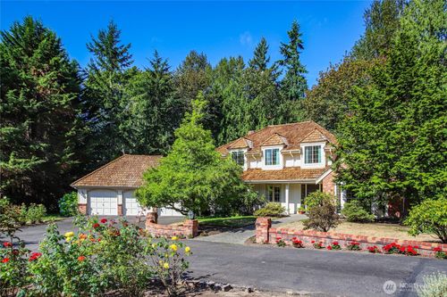 6701 214th Ave Ne, Redmond, WA, 98053-2382 | Card Image