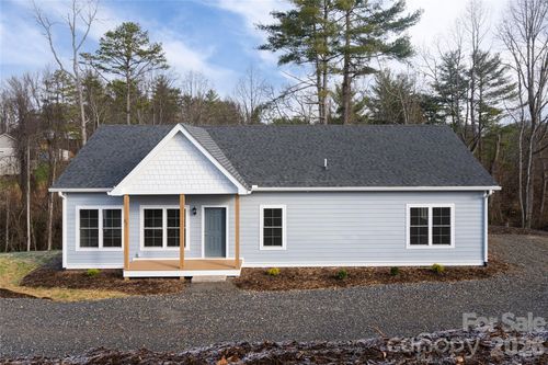 87 Locust Grove Rd, Weaverville, NC, 28787-9591 | Card Image