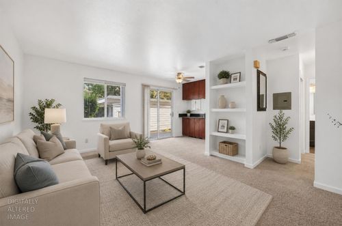78-9131 Newhall Dr, Sacramento, CA, 95826-5385 | Card Image