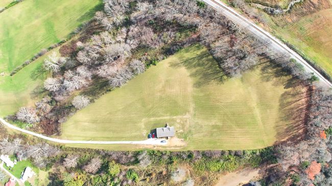 3759 E Highway 552, House other with 3 bedrooms, 2 bathrooms and null parking in Lily KY | Image 15