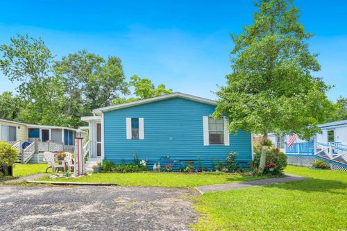 17 Crooked Island Cir, Murrells Inlet, SC, 29576-5735 | Card Image