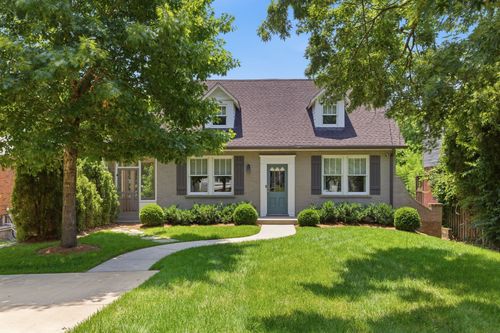 1111A Graybar Ln, Nashville, TN, 37204-3842 | Card Image
