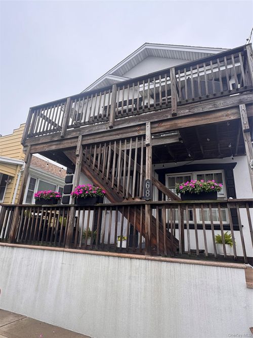 main-floor-68 Brookline Avenue, Hempstead, NY, 11561 | Card Image