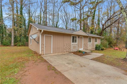 3368 Lincolndale Ct, Ellenwood, GA, 30294-1314 | Card Image