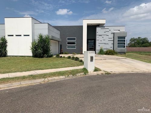 1102 Flamingo Avenue, Mission, TX, 78572 | Card Image