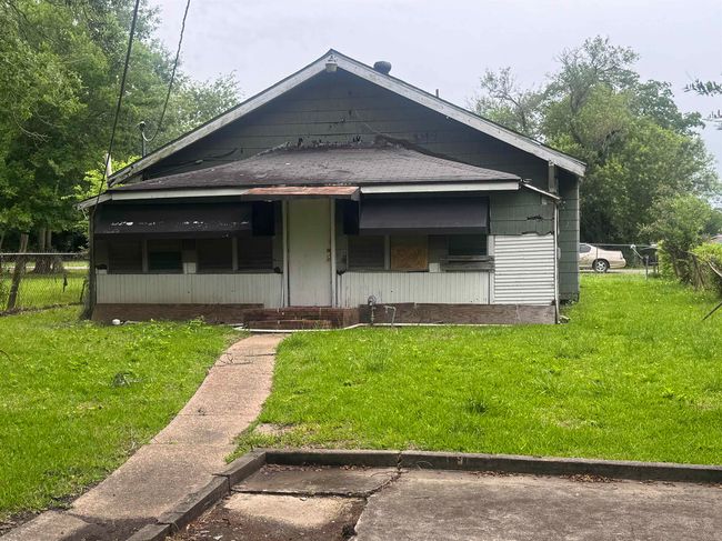 2726 13 Th St, House other with 2 bedrooms, 1 bathrooms and null parking in Port Arthur TX | Image 26