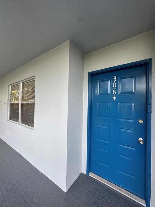 apt-306l-12600 Sw 5th Ct, Pembroke Pines, FL, 33027-1774 | Card Image