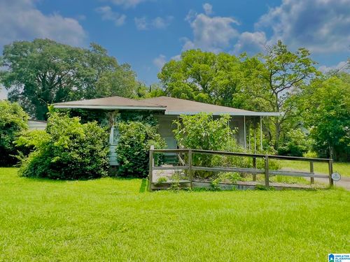 2729 19th St N, HUEYTOWN, AL, 35023-3223 | Card Image