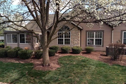 9-5613 Villa Gates Dr, Hilliard, OH, 43026-3877 | Card Image