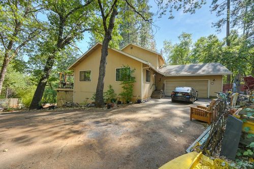 19170 Tiger Lily Ln, Grass Valley, CA, 95945-8815 | Card Image