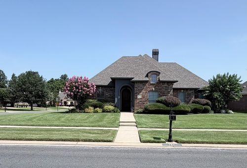 750 Hackberry Dr, Bossier City, LA, 71111-5177 | Card Image