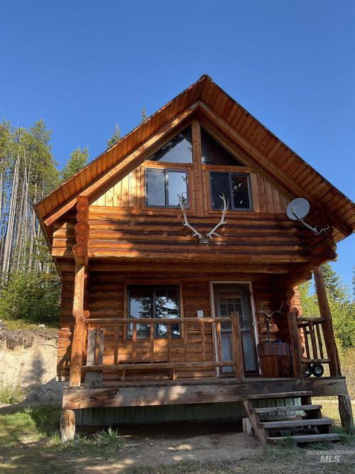 104 Black Diamond Ln, Dixie, ID, 83525-5032 | Card Image
