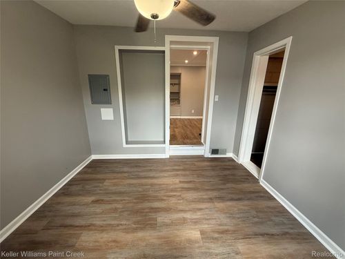 unit-s-1298 E Highland Rd, Highland, MI, 48356-3038 | Card Image