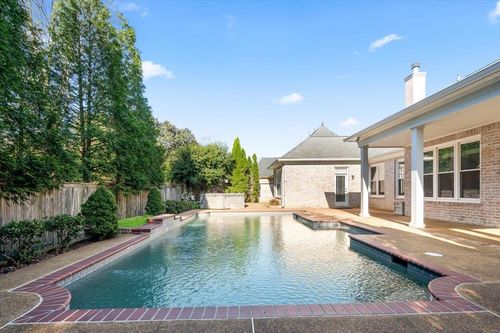 10239 Statfield Dr, Collierville, TN, 38017-9048 | Card Image