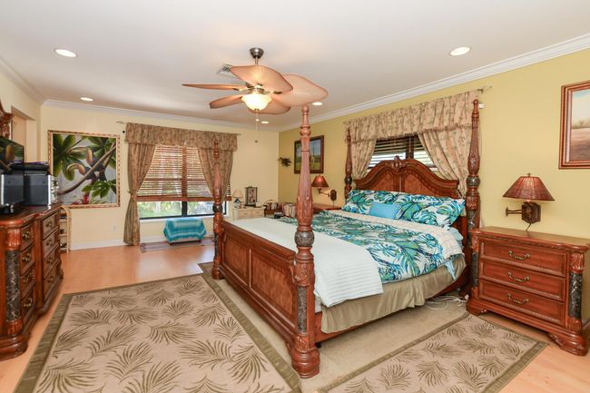 576 Sw Rustic Cir, House other with 3 bedrooms, 2 bathrooms and null parking in Stuart FL | Image 21