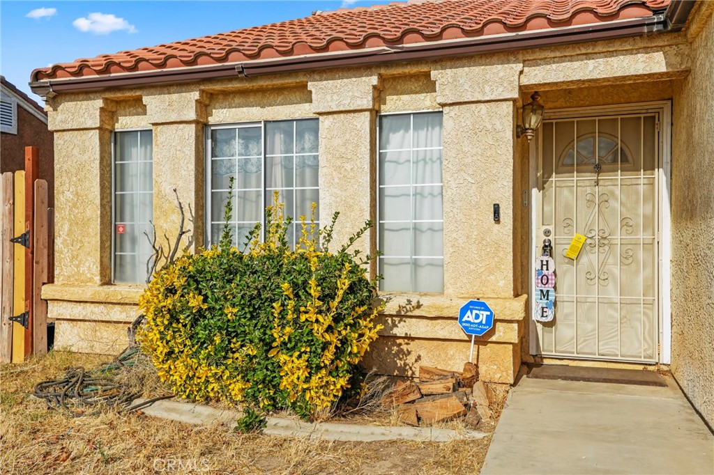 36838 Serendipity Way, For Sale in Palmdale - eXp Realty