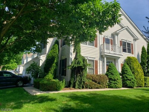 138 Independence Trl, Totowa, NJ, 07512-2808 | Card Image