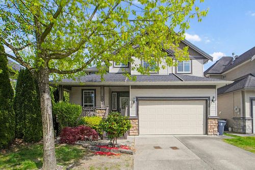 7260 196 St, Langley, BC, V2Y3C3 | Card Image