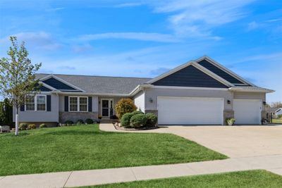 120 Highland Avenue, House other with 5 bedrooms, 3 bathrooms and null parking in Fairfax IA | Image 1