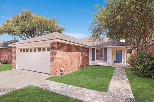 2053 Birch Ridge Ave, Baton Rouge, LA, 70816-1446 | Card Image
