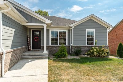 Lovely entrance with covered front entry! | Image 3