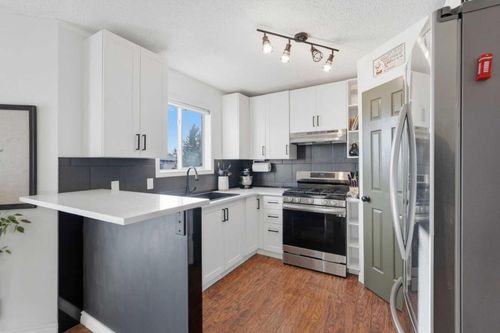 145 Harvest Glen Way Ne, Calgary, AB, T3K4J4 | Card Image