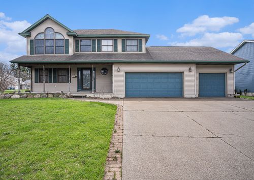 636 Birkdale Ct, Coopersville, MI, 49404-9669 | Card Image