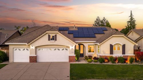 797 Grandview Dr, Auburn, CA, 95603-6072 | Card Image