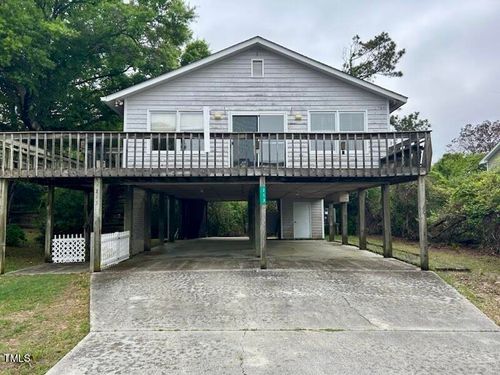 213 Cedar St, Emerald Isle, NC, 28594-2802 | Card Image