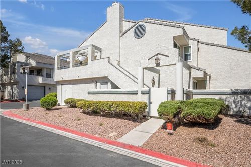 8932 Antioch Way, Las Vegas, NV, 89117-2469 | Card Image