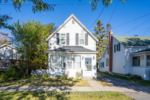 231 Water St W, Cornwall, ON, K6J1A4 | Card Image