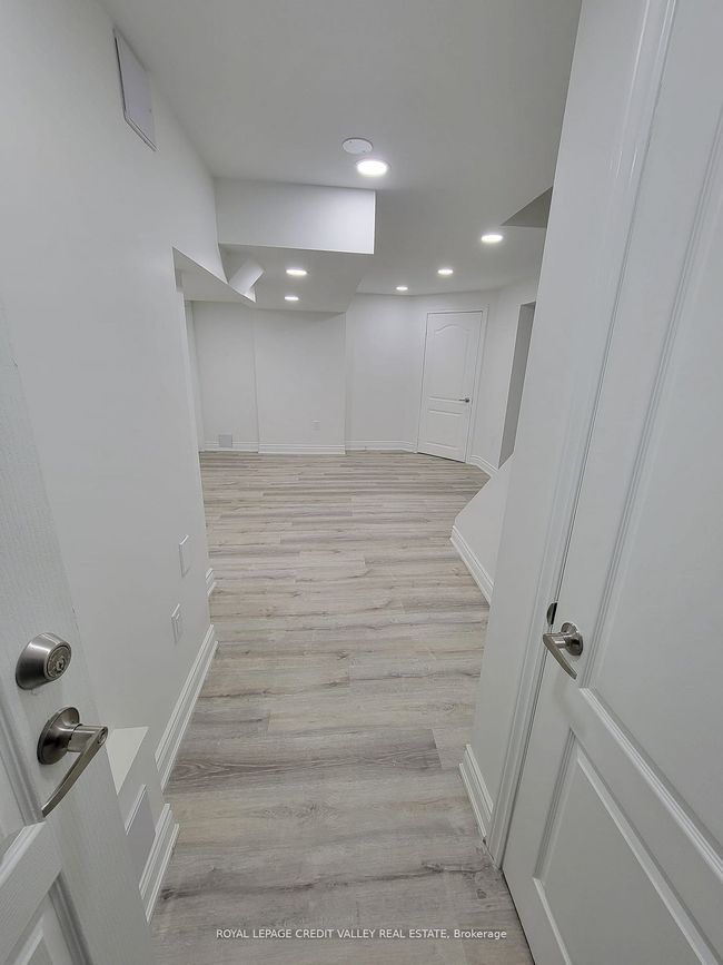 BSMT - 14 Hutton Cres, House other with 3 bedrooms, 2 bathrooms and 6 parking in Caledon ON | Image 6