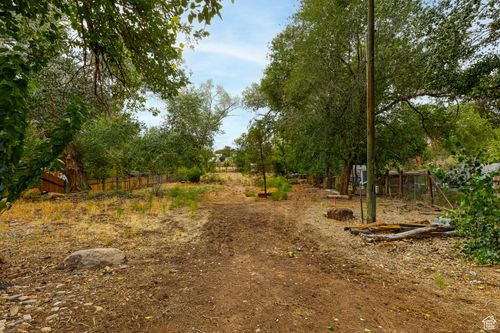 1-93 S 170 E, Virgin, UT, 84779-7765 | Card Image