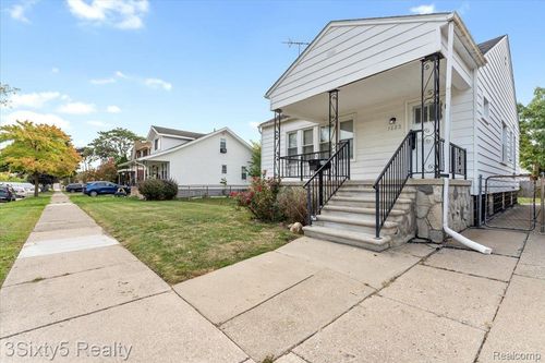 1622 Wilson Ave, Lincoln Park, MI, 48146-2127 | Card Image