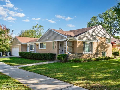 7225 East Prairie Rd, Lincolnwood, IL, 60712-1007 | Card Image