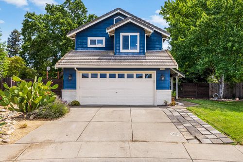 8932 Gemwood Way, Elk Grove, CA, 95758 | Card Image