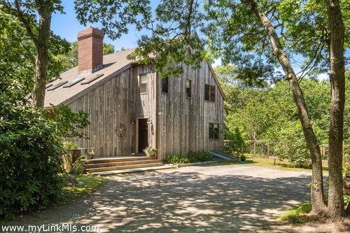 99 Old Purchase Rd, Edgartown, MA, 02539-7040 | Card Image