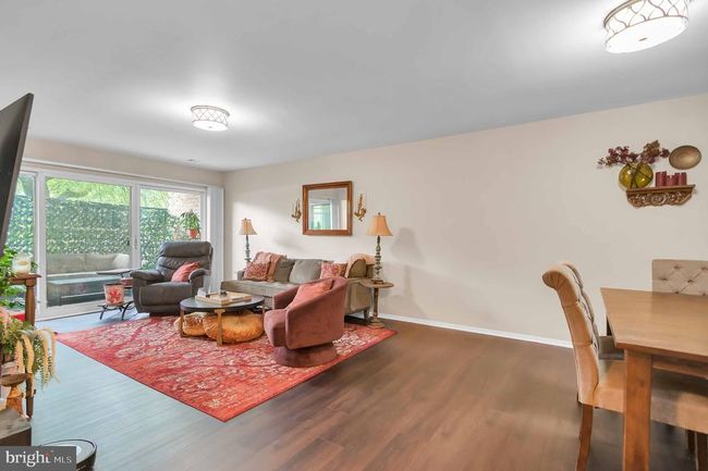APT-101 - 2817 Jermantown Rd, Condo with 2 bedrooms, 2 bathrooms and null parking in OAKTON VA | Image 4