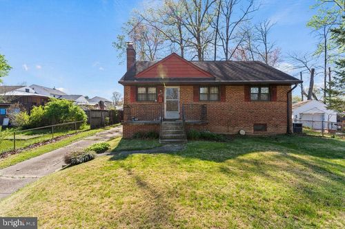 3614 Crest Dr, ANNANDALE, VA, 22003-1653 | Card Image