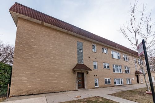 2w-3058 N Kostner Ave, Chicago, IL, 60641-5382 | Card Image