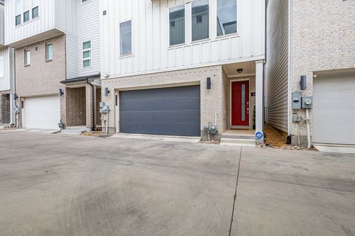1120 Lavender Rdg, Dallas, TX, 75204-6123 | Card Image