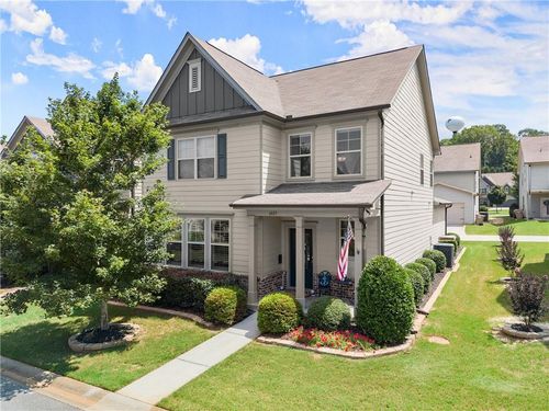 6021 Harbour Mist Dr, Flowery Branch, GA, 30542-3252 | Card Image