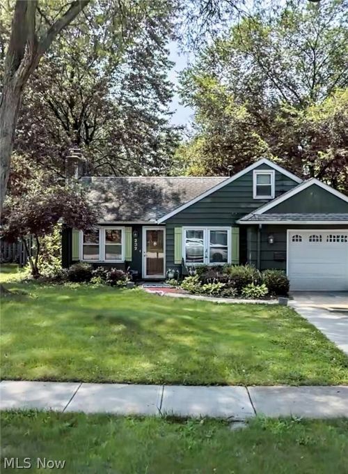 232 Franklin Dr, Berea, OH, 44017-1447 | Card Image