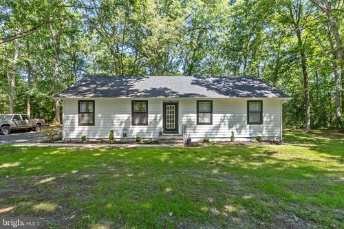 31426 Dogwood Ln, LAUREL, DE, 19956-4204 | Card Image